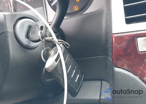 2007 Cadillac Escalade Esv Standard z USA, uszkodzony, nr VIN 1GYFK66867R261105